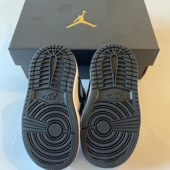 Jordan 1 Retro Mid SE (TD) 5C. Signal Blue, white - Picture 4 of 5